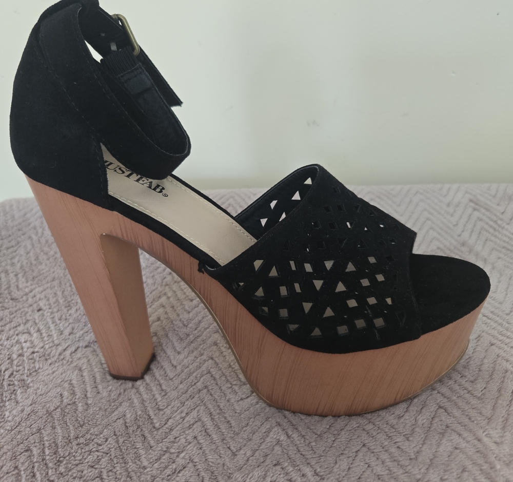 JustFab Black Laser-Cut Suede Platform Sandals with Wood-Effect Heel